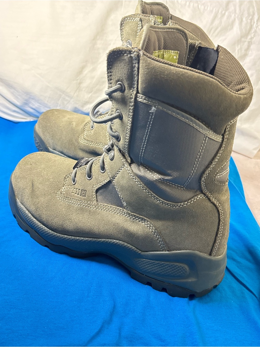 5.11 TACTICAL men's size 11 ATTACK 8" SIDE ZIP COMBAT BOOT SAGE GREEN SUEDE